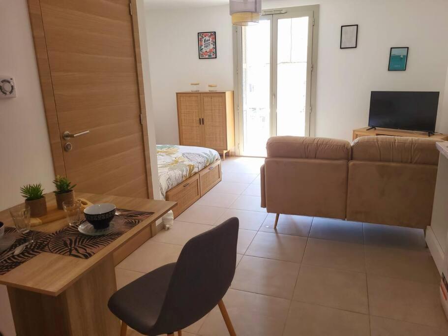 Citadella Cosy Confort Climatise Calvi Centre Apartment Exterior photo